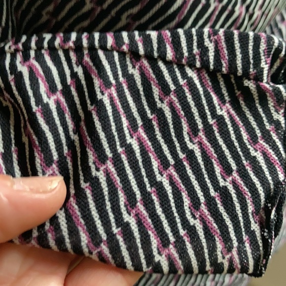 Sigrid Olsen Black white Pink Ruched Wrap Top sz Small - Picture 7 of 15